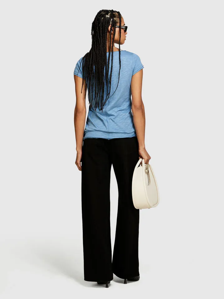 Sisley ženska majica na v izrez, mešavina modala i bio pamuka 
